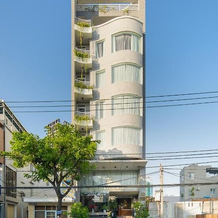 Thanh Lan Riverside Hotel Дананг Экстерьер фото