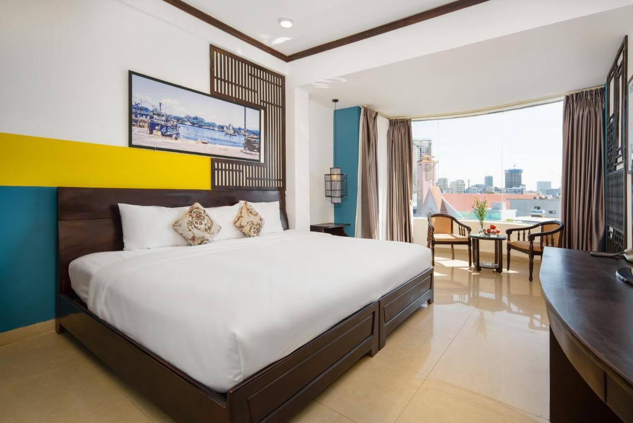 Thanh Lan Riverside Hotel Дананг Экстерьер фото