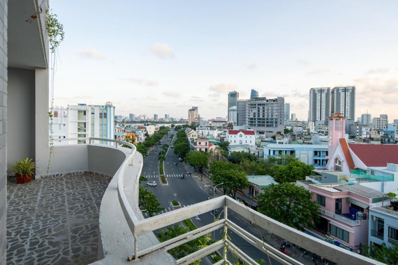 Thanh Lan Riverside Hotel Дананг Экстерьер фото