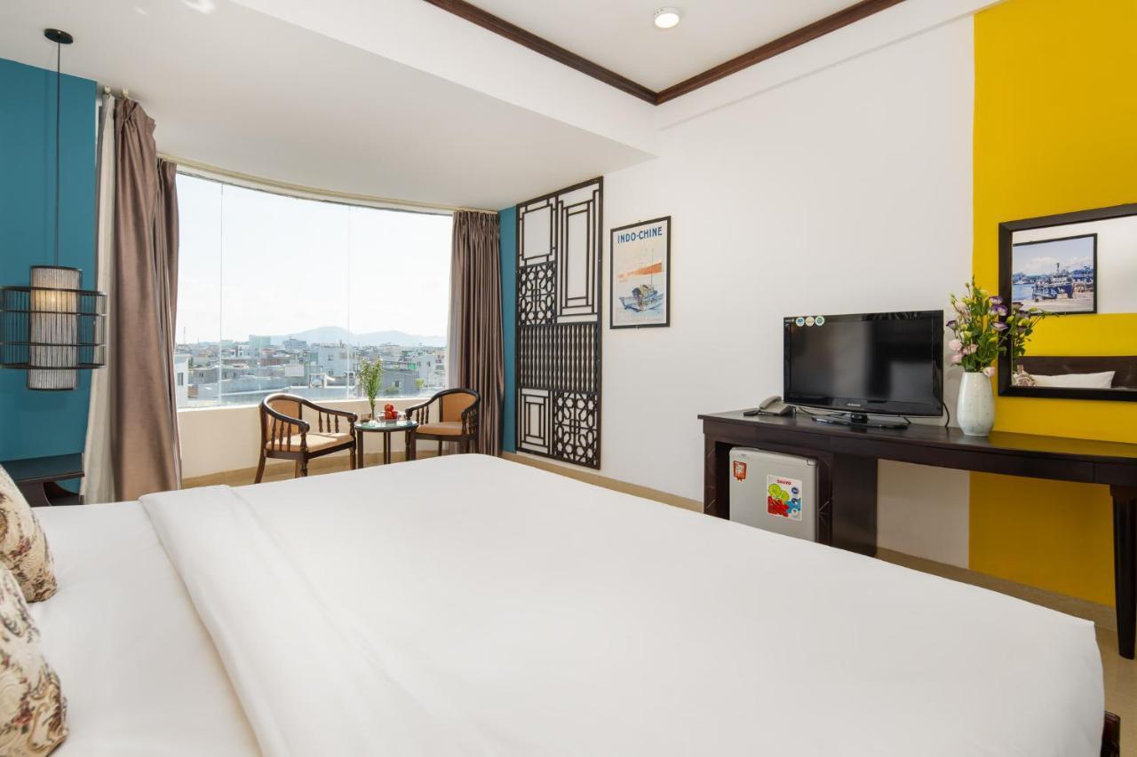 Thanh Lan Riverside Hotel Дананг Экстерьер фото