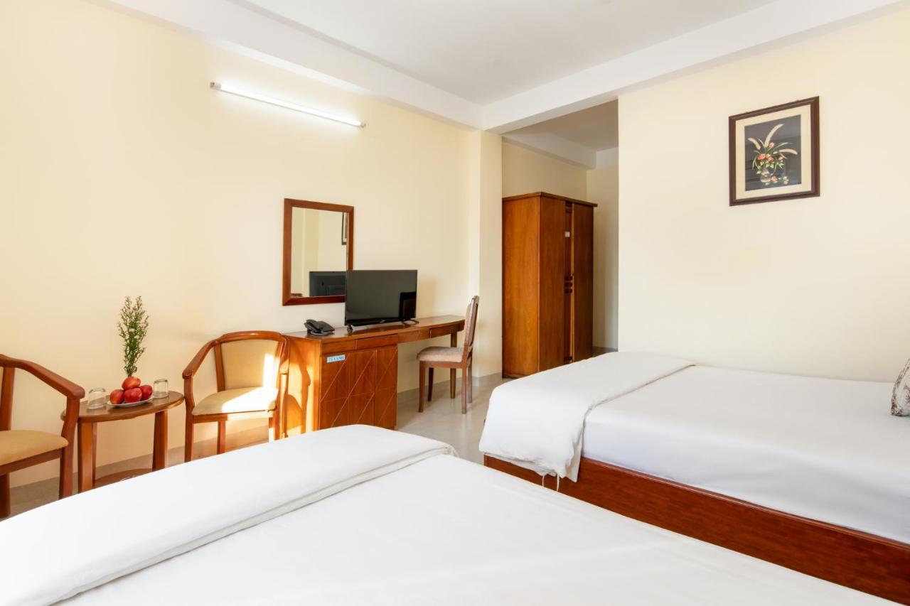 Thanh Lan Riverside Hotel Дананг Экстерьер фото