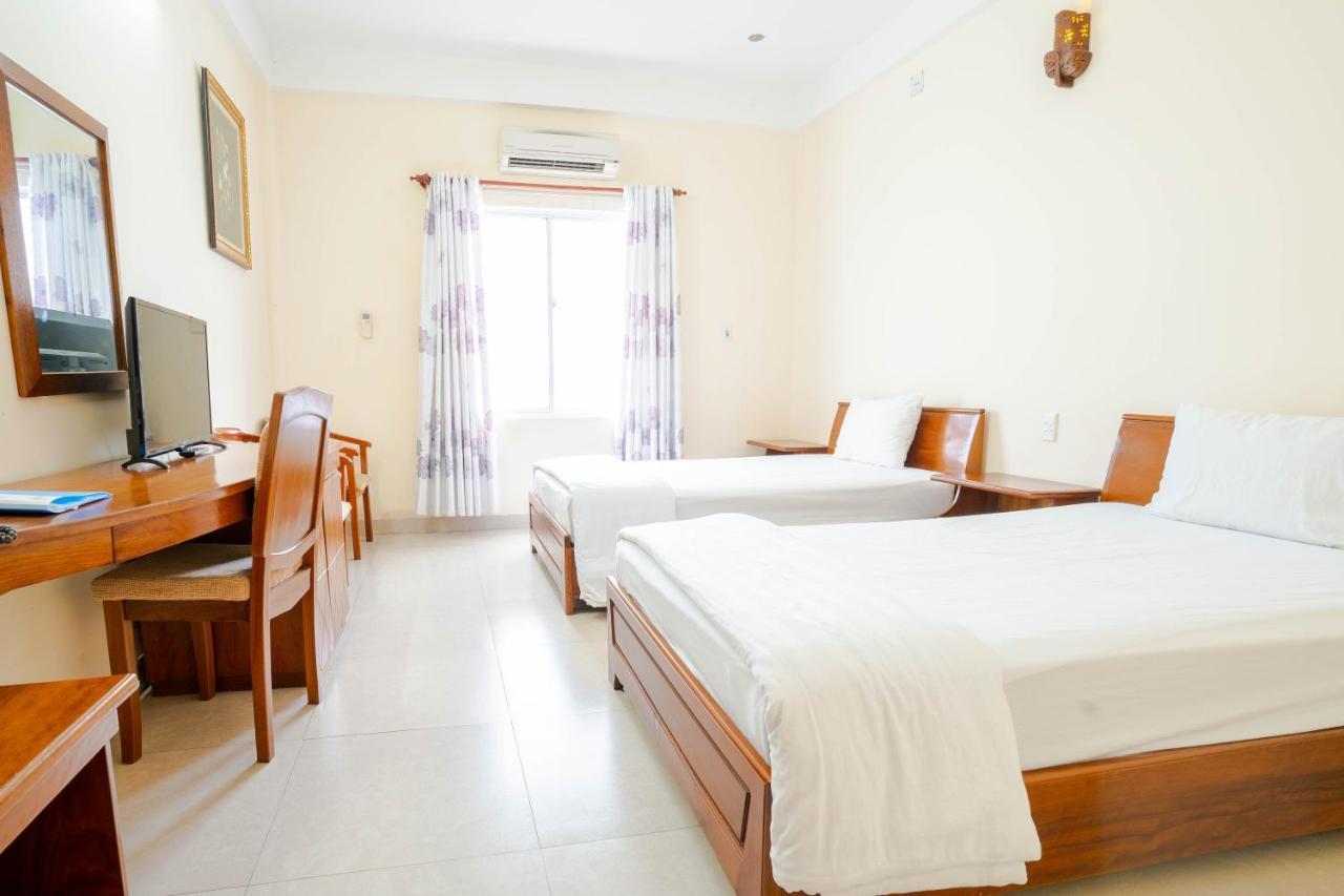 Thanh Lan Riverside Hotel Дананг Экстерьер фото